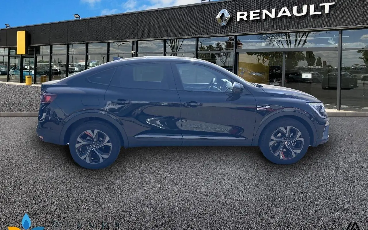 Renault Arkana E-tech 145 - 21b r.s. line 346 4